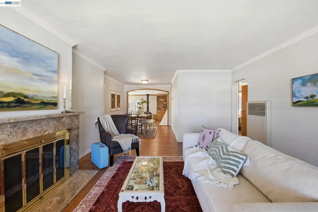 1738 Via Buena Vista San Lorenzo CA 94580