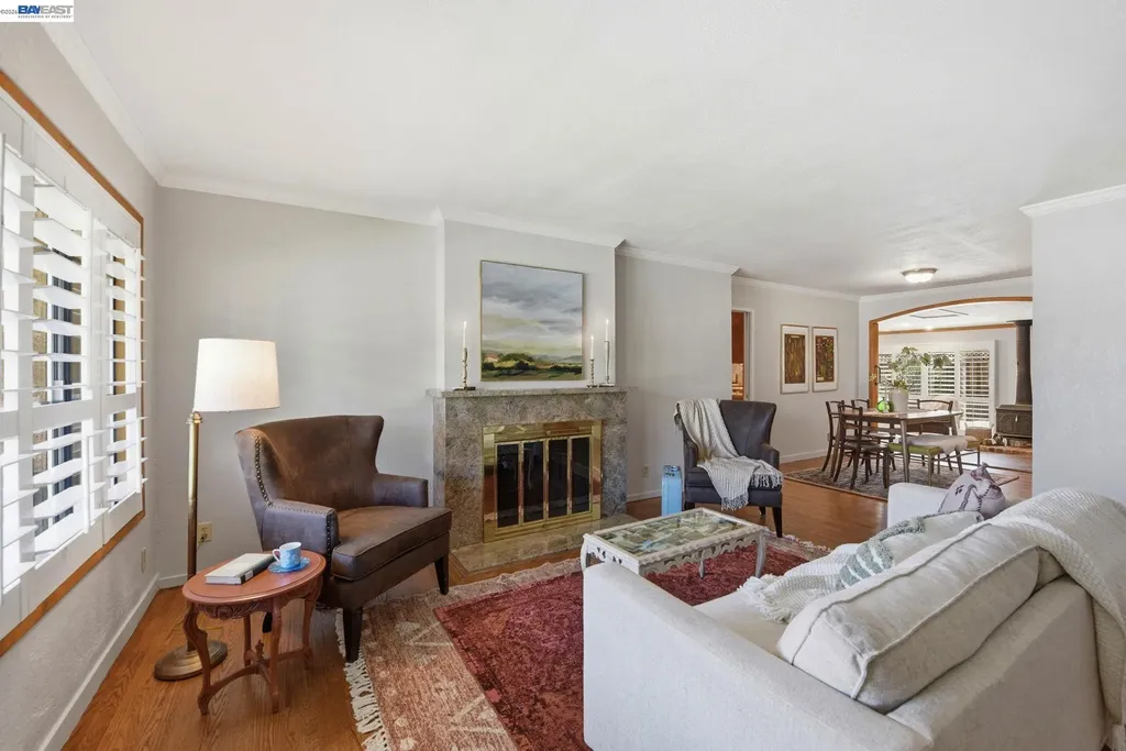 1738 Via Buena Vista San Lorenzo CA 94580