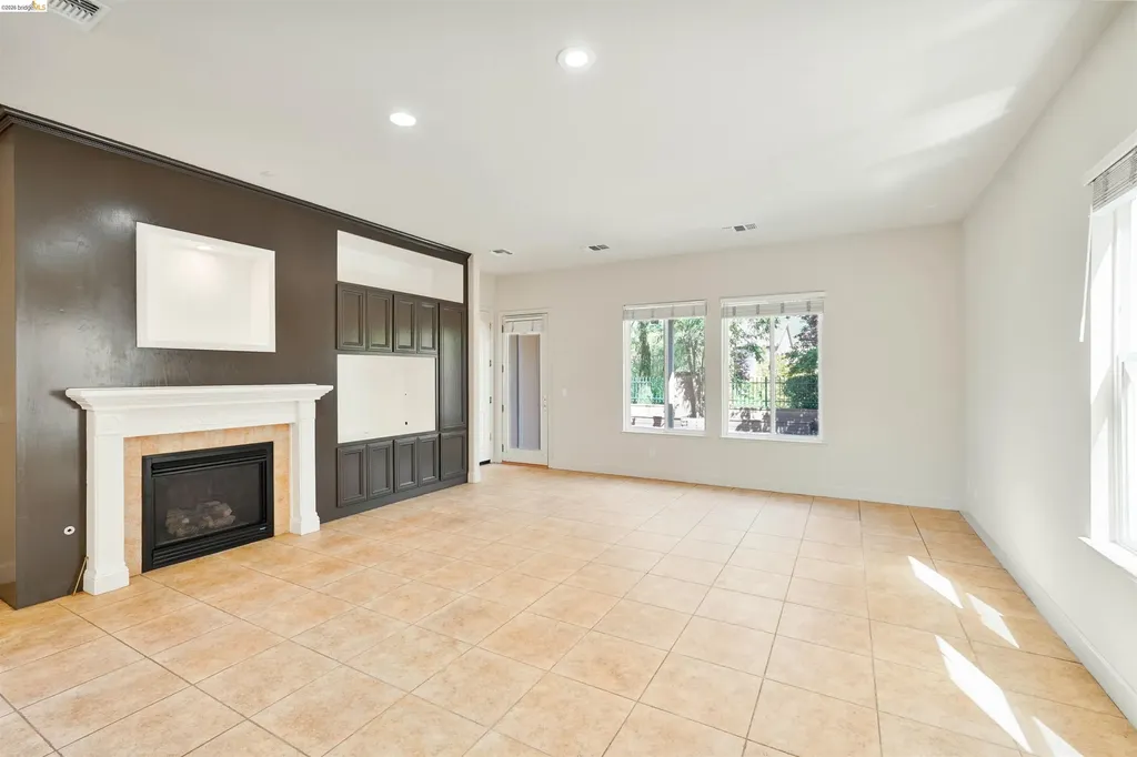 9208 Hallmark Place Vallejo CA 94591