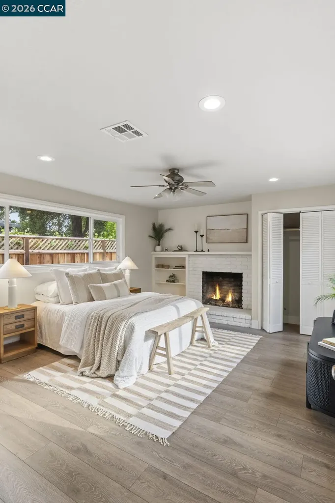 934 Juanita Drive Lafayette CA 94595