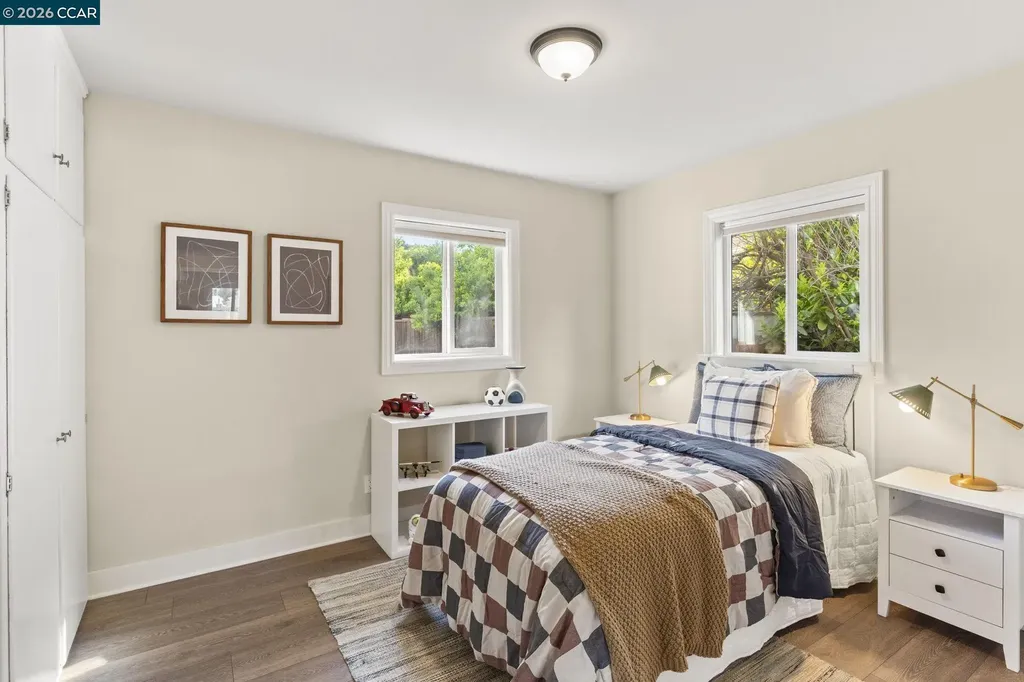 934 Juanita Drive Lafayette CA 94595