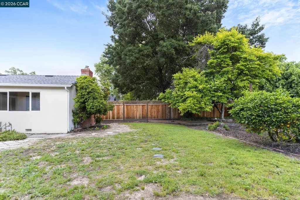 934 Juanita Drive Lafayette CA 94595