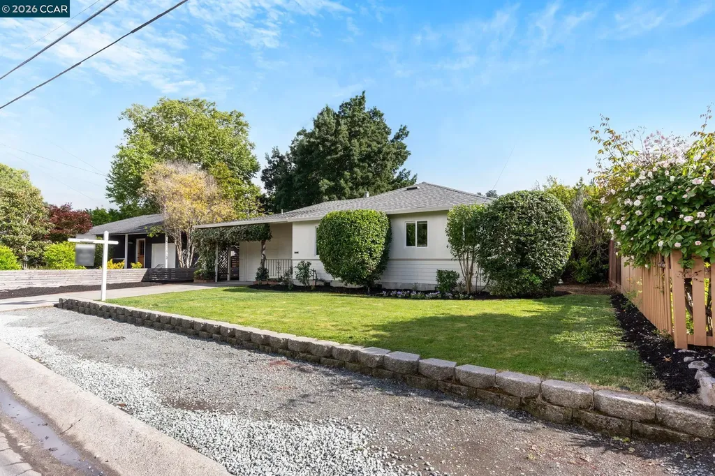 934 Juanita Drive Lafayette CA 94595
