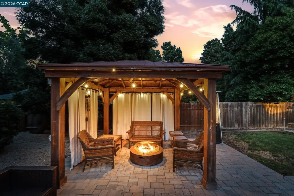1433 Walnut Avenue Walnut Creek CA 94598