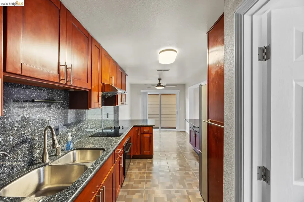 43 Paseo Grande San Lorenzo CA 94580