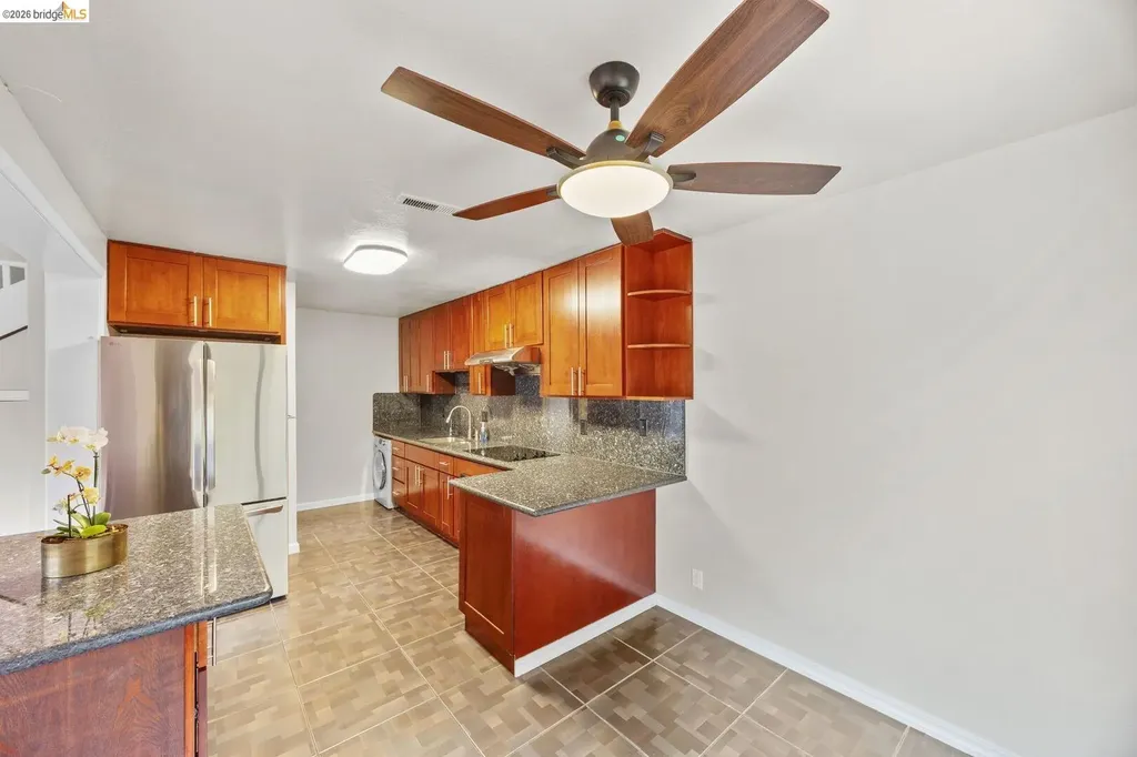 43 Paseo Grande San Lorenzo CA 94580