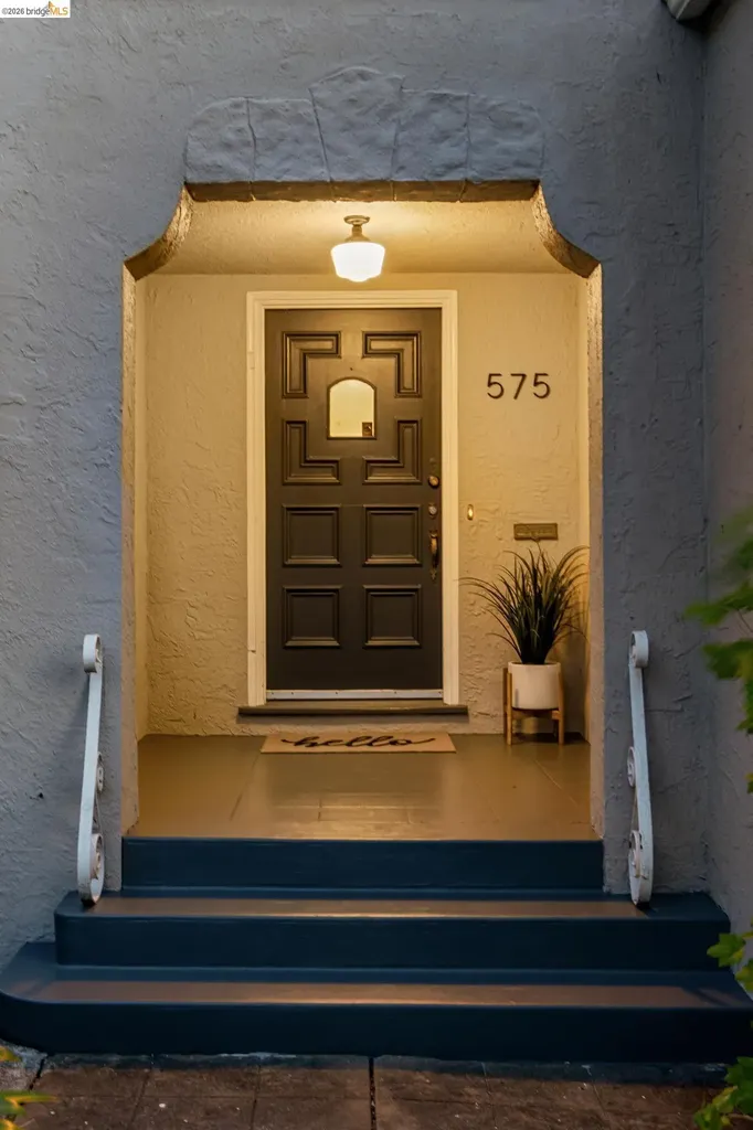 575 58th Street Oakland CA 94609