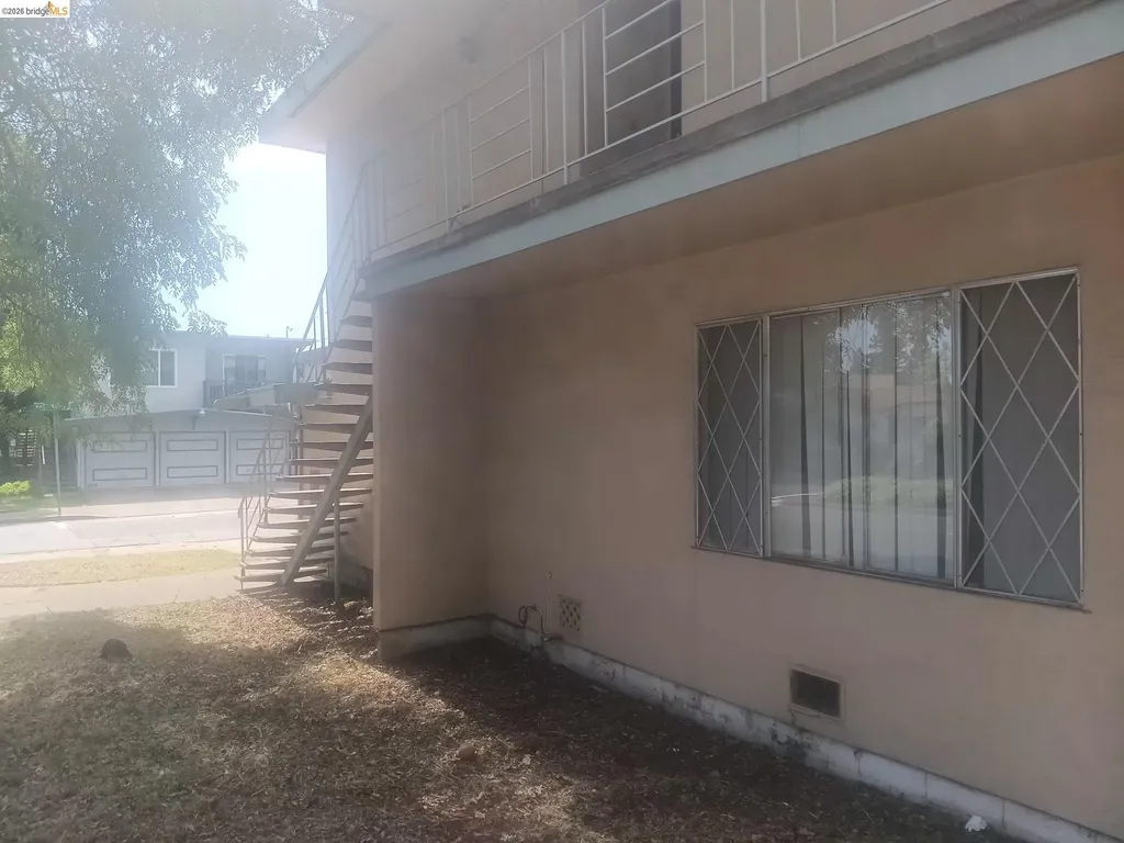 3434 California Street Oakland CA 94602