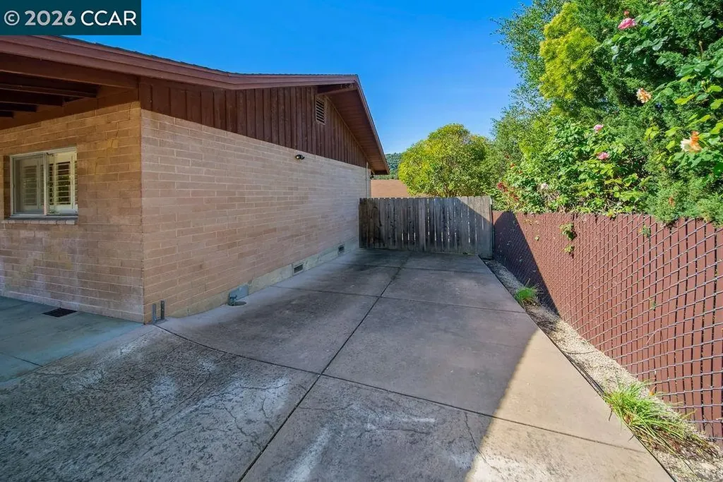 5852 Olinda Road El Sobrante CA 94803