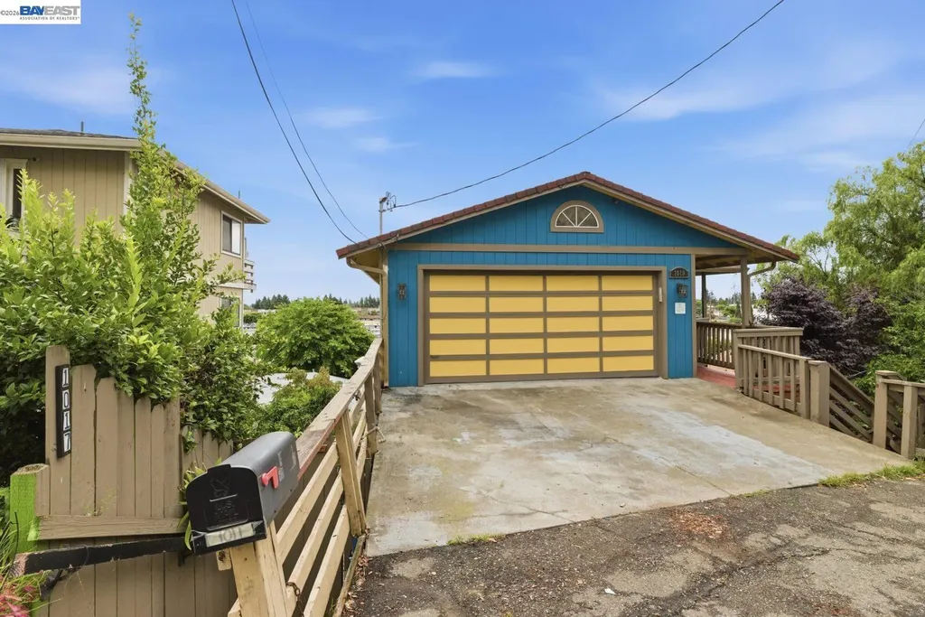 1019 Central Boulevard Hayward CA 94542