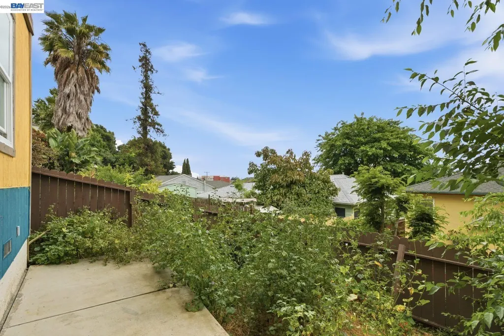 1019 Central Boulevard Hayward CA 94542