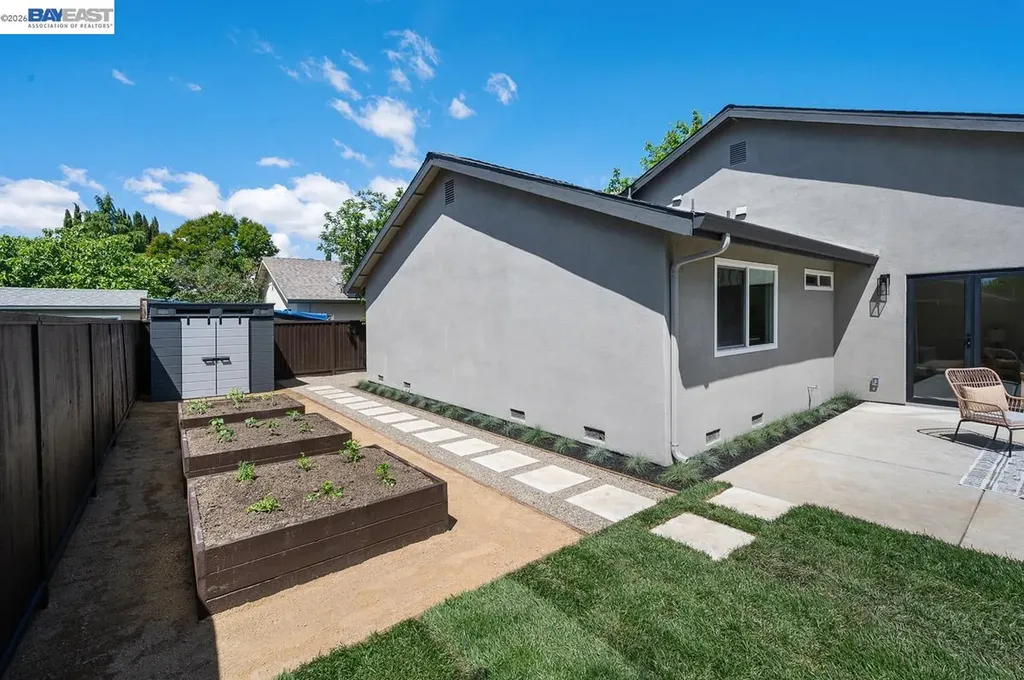 5569 Haggin Oaks Avenue Livermore CA 94551