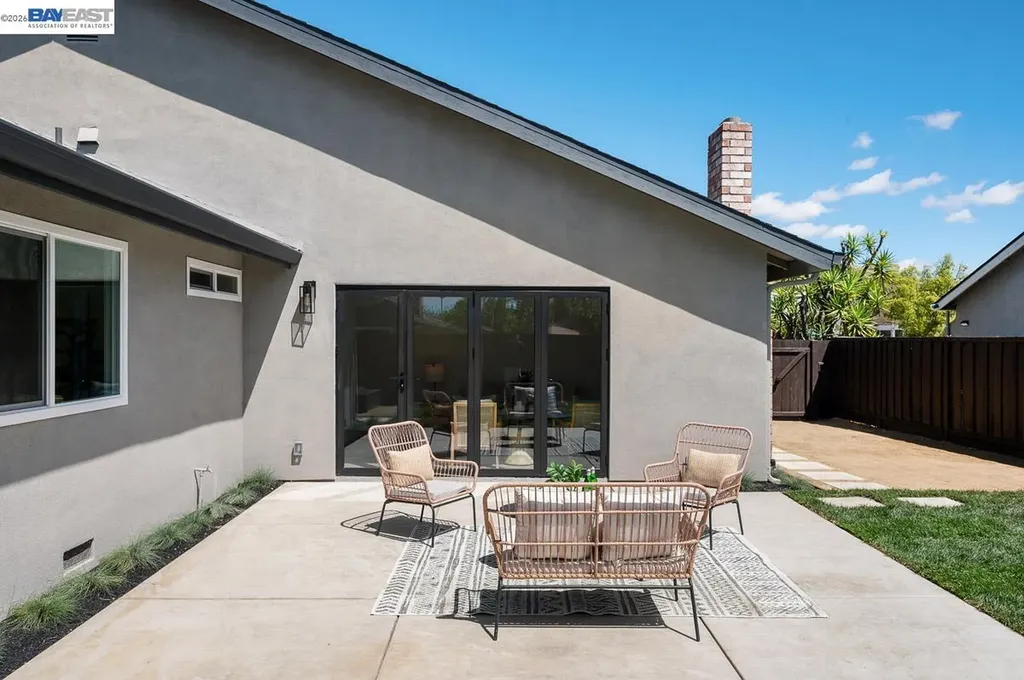 5569 Haggin Oaks Avenue Livermore CA 94551