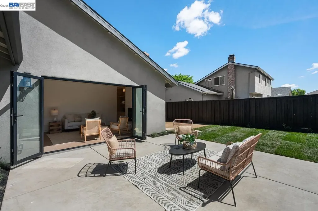 5569 Haggin Oaks Avenue Livermore CA 94551