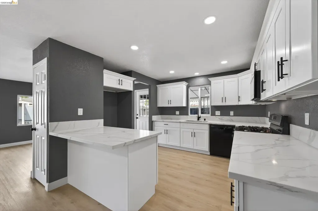 3645 Hawthorne Drive Bethel Island CA 94511
