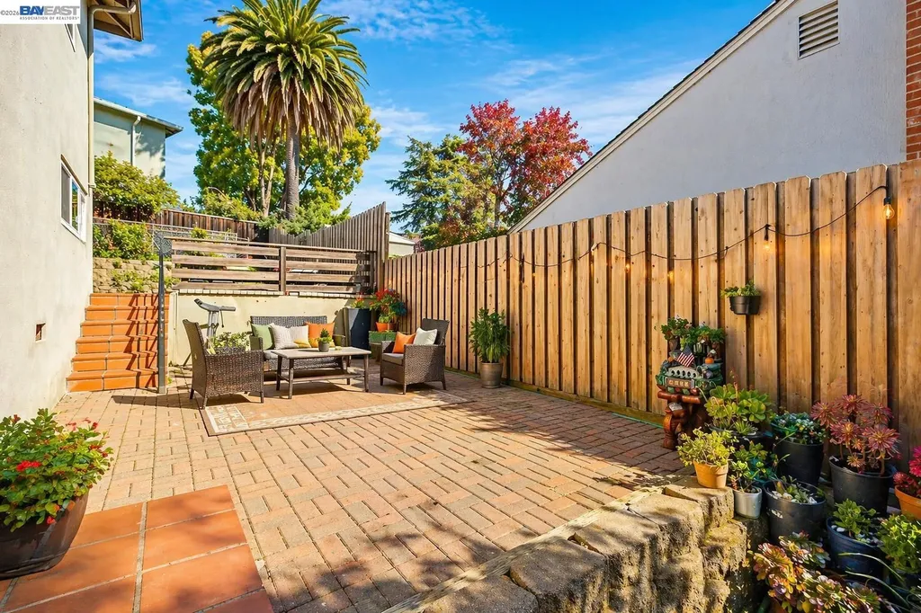 17676 Garland Court Castro Valley CA 94546