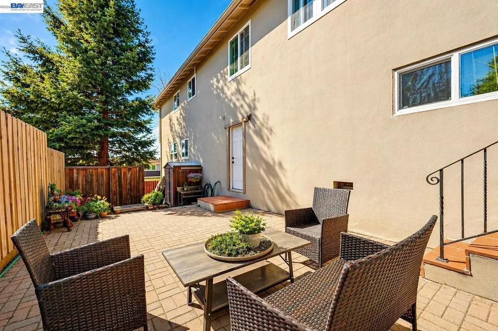17676 Garland Court Castro Valley CA 94546