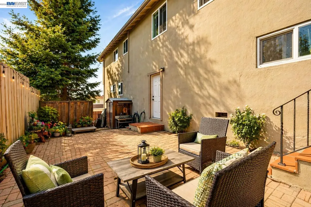 17676 Garland Court Castro Valley CA 94546