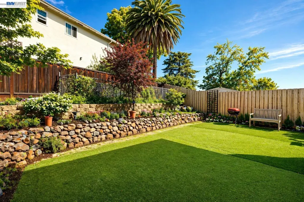 17676 Garland Court Castro Valley CA 94546