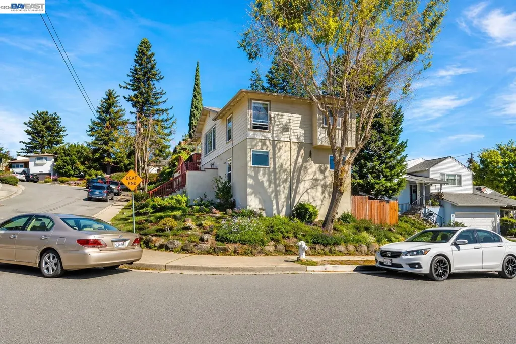 17676 Garland Court Castro Valley CA 94546