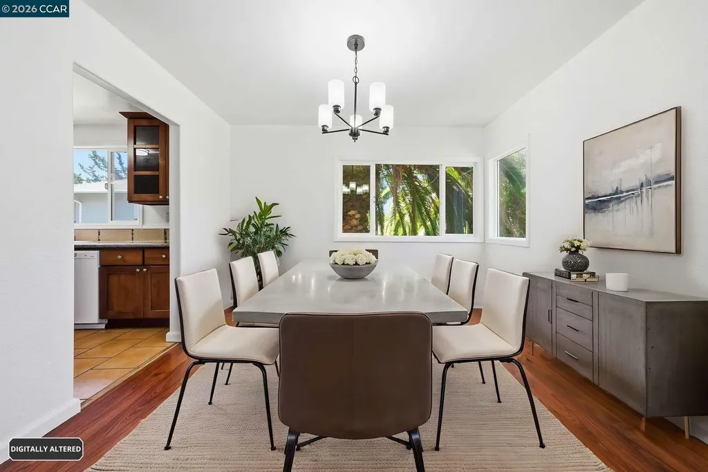 4632 Steele Street Oakland CA 94619