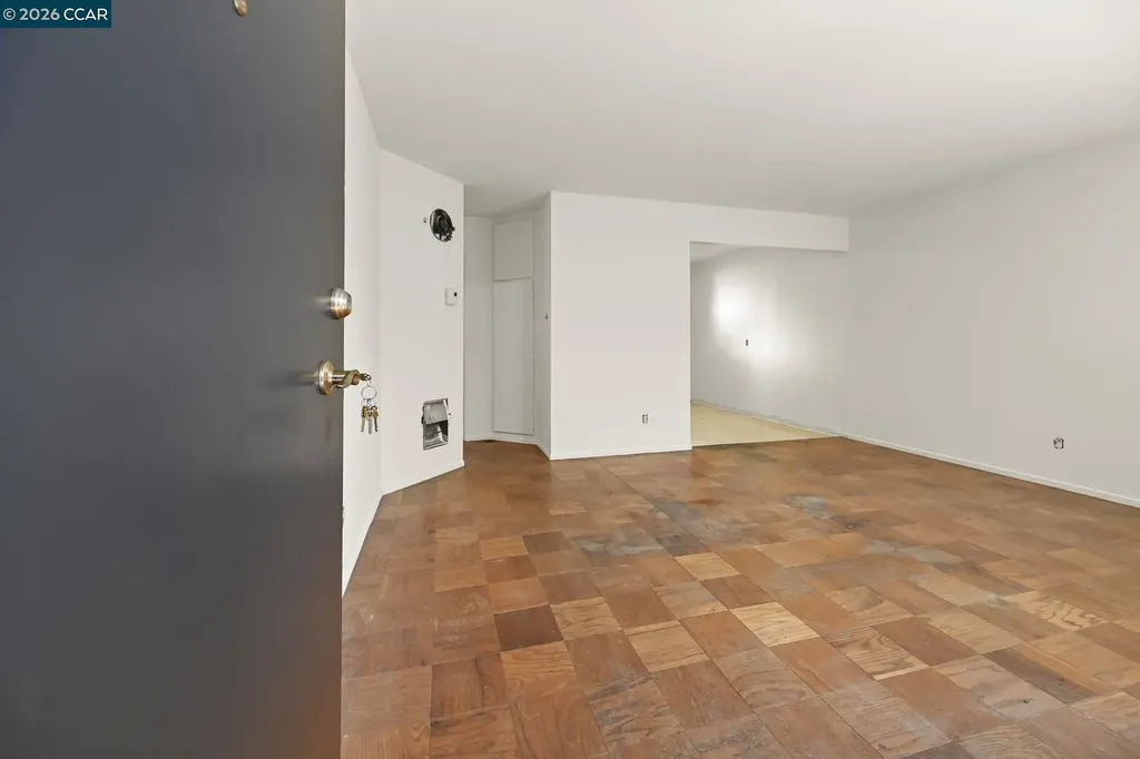 3037 College Avenue Berkeley CA 94705