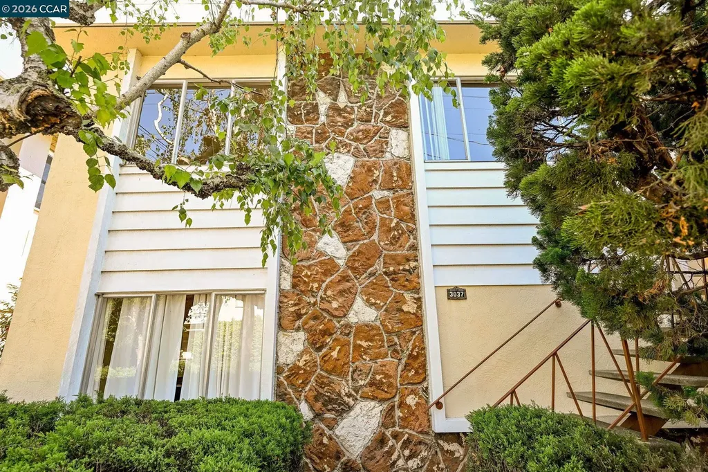 3037 College Avenue Berkeley CA 94705