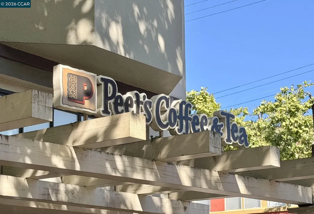 3037 College Avenue Berkeley CA 94705