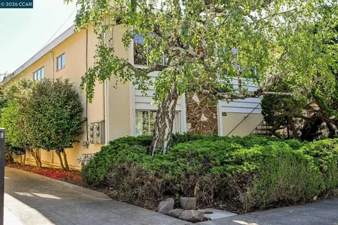 3037 College Avenue Berkeley CA 94705
