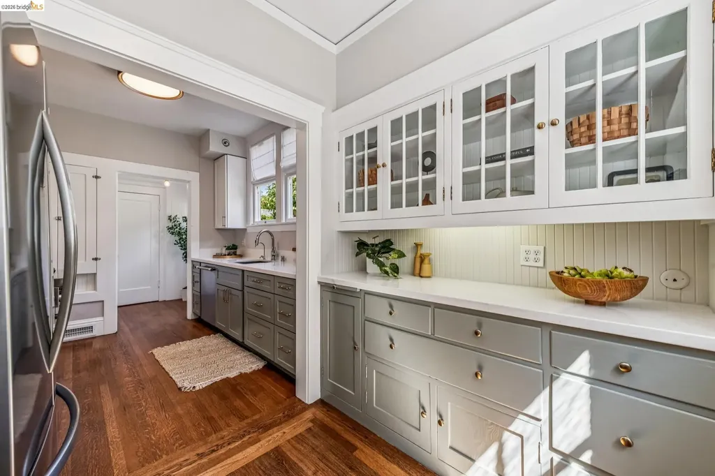 806 Mandana Boulevard Oakland CA 94610