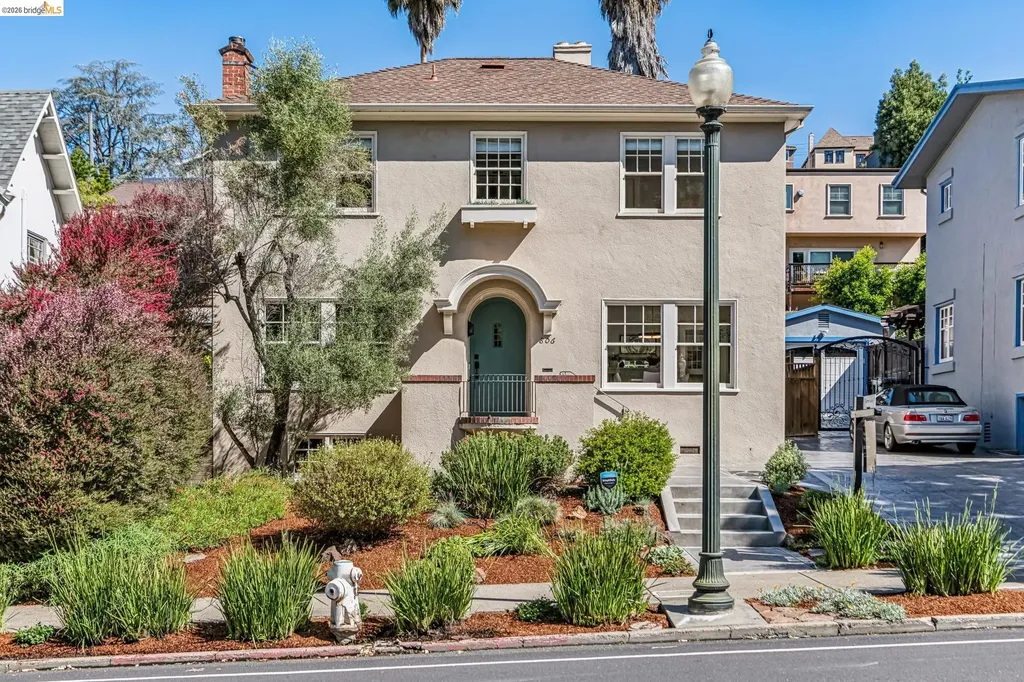 806 Mandana Boulevard Oakland CA 94610