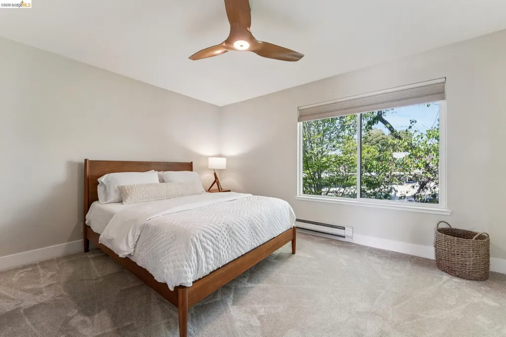 194 Lakeshore Court Richmond CA 94804