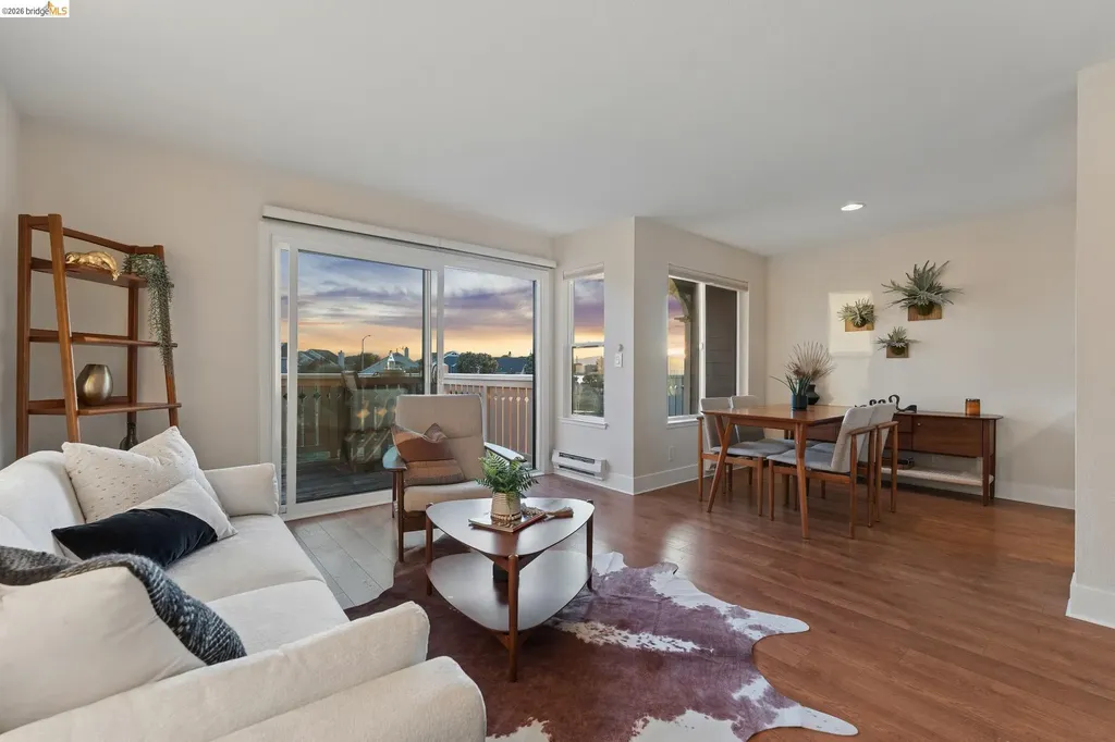 194 Lakeshore Court Richmond CA 94804