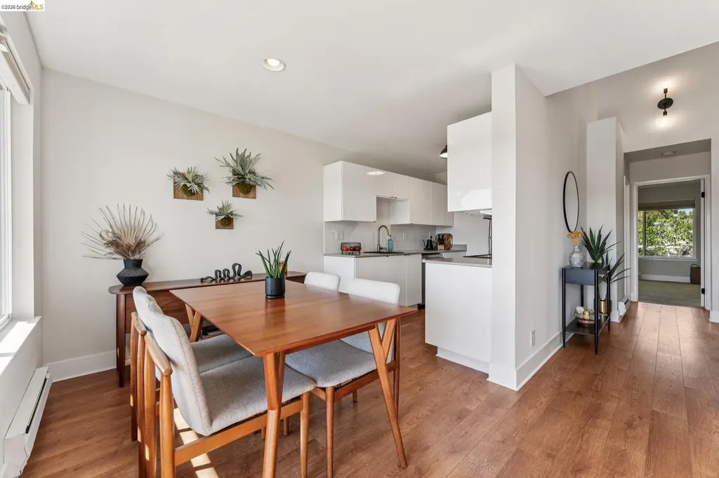 194 Lakeshore Court Richmond CA 94804