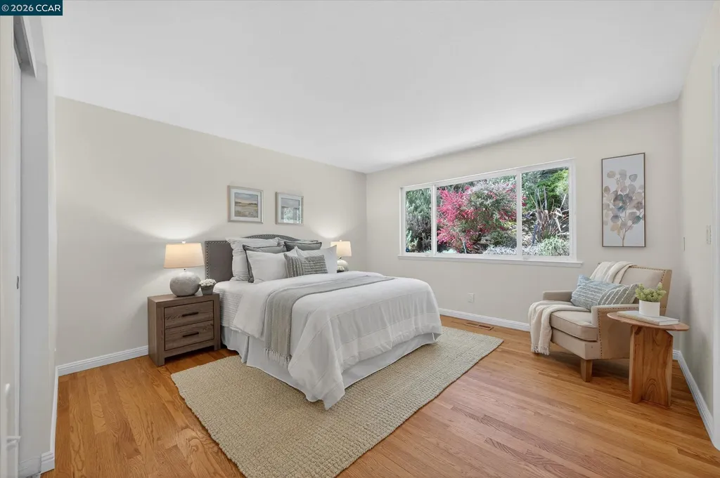 1882 Camino Pablo Moraga CA 94556