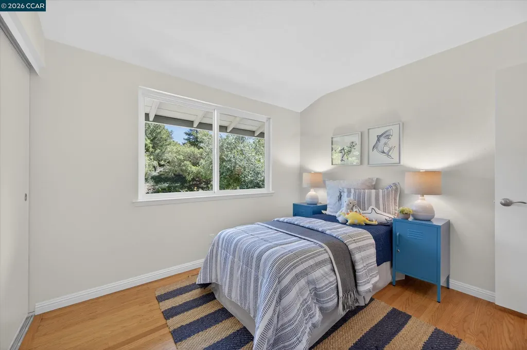 1882 Camino Pablo Moraga CA 94556
