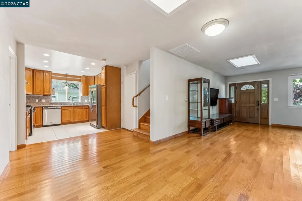 216 Behrens Street El Cerrito CA 94530