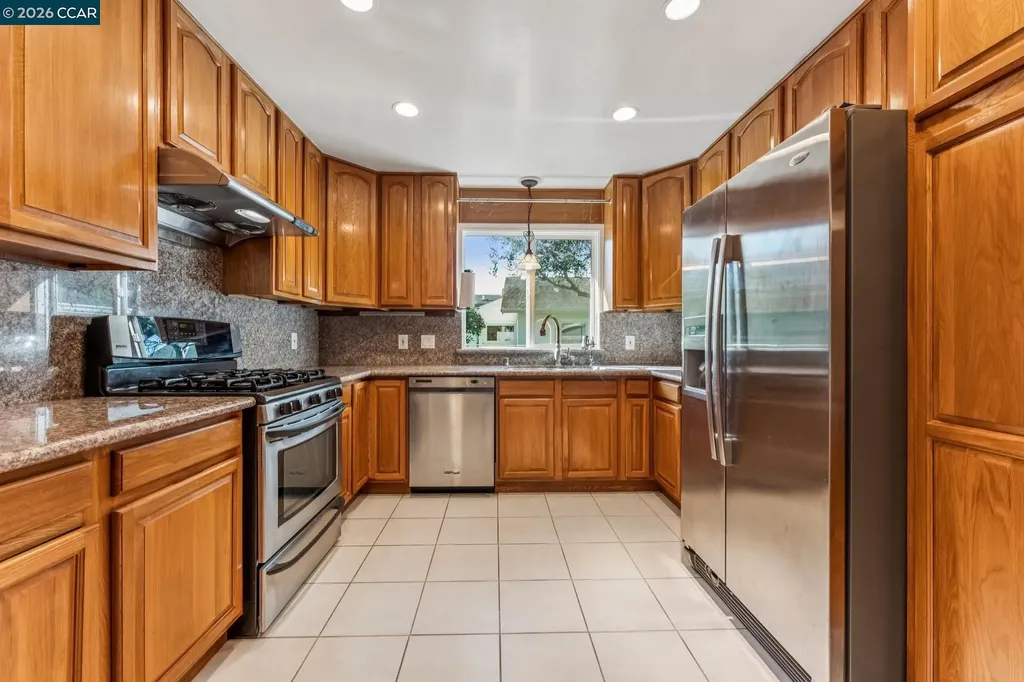 216 Behrens Street El Cerrito CA 94530