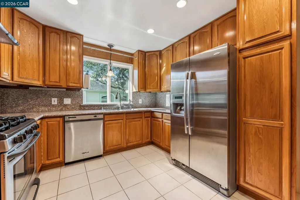 216 Behrens Street El Cerrito CA 94530
