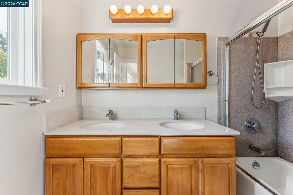216 Behrens Street El Cerrito CA 94530