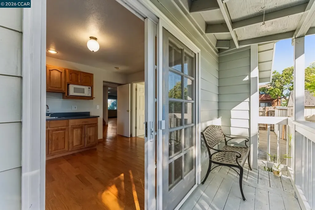 216 Behrens Street El Cerrito CA 94530
