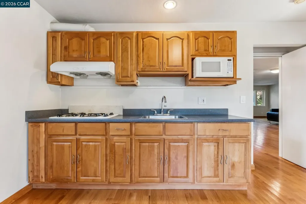 216 Behrens Street El Cerrito CA 94530