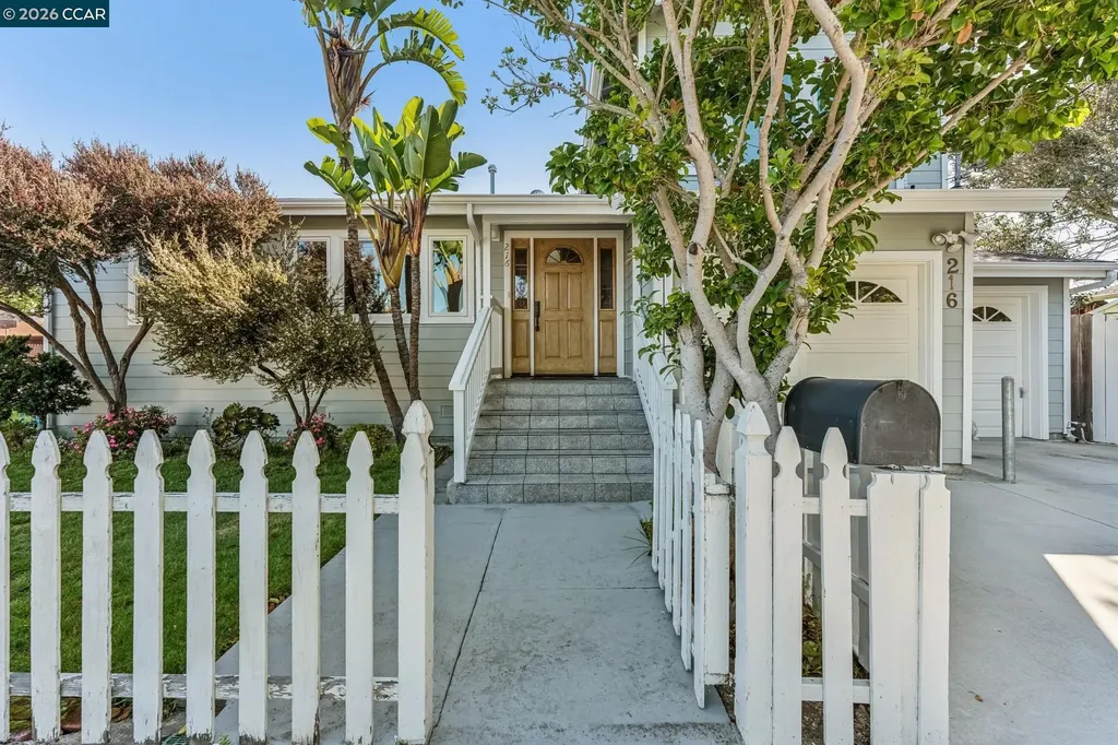 216 Behrens Street El Cerrito CA 94530