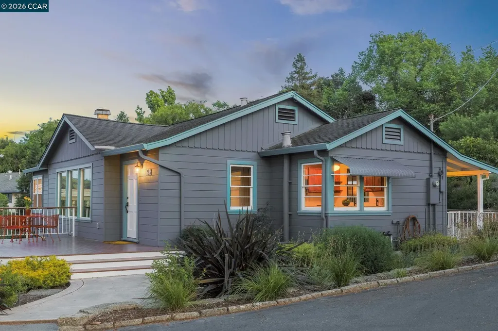 1931 Dowrelio Drive Crockett CA 94525