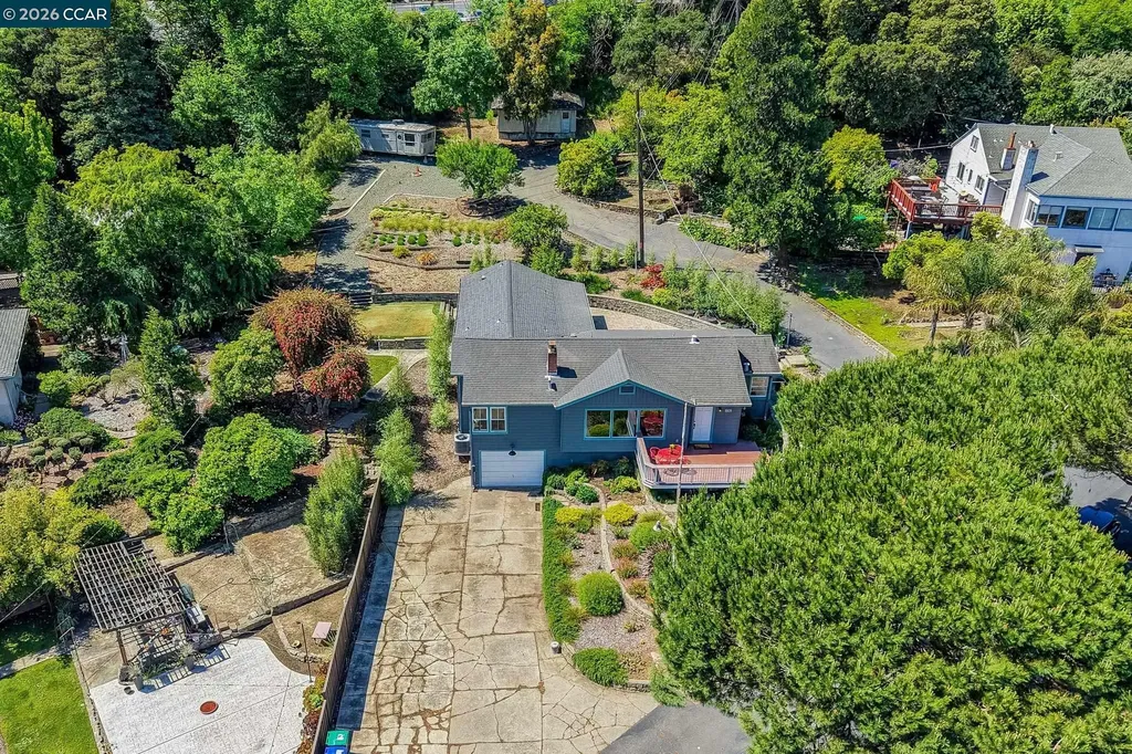 1931 Dowrelio Drive Crockett CA 94525