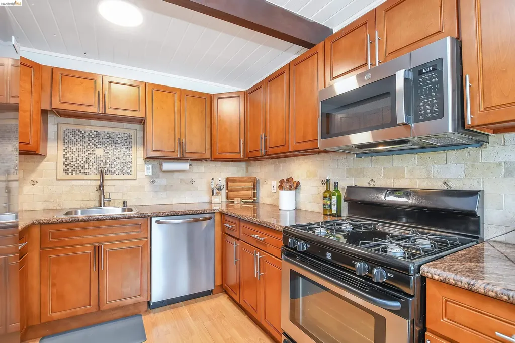 37 Beach Drive Bay Point CA 94565