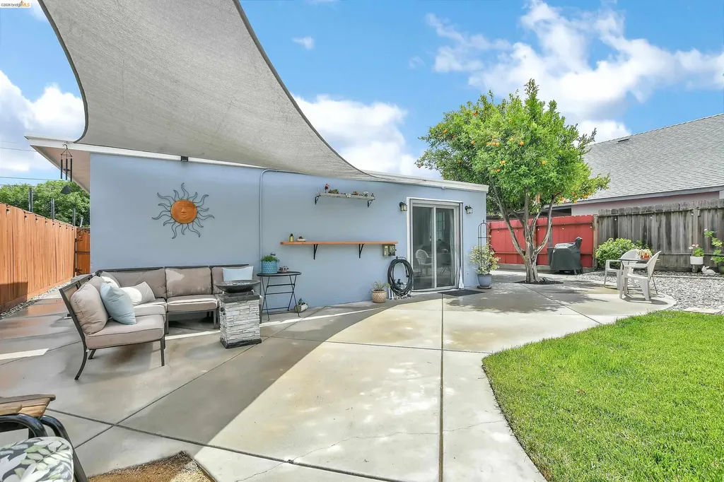 37 Beach Drive Bay Point CA 94565