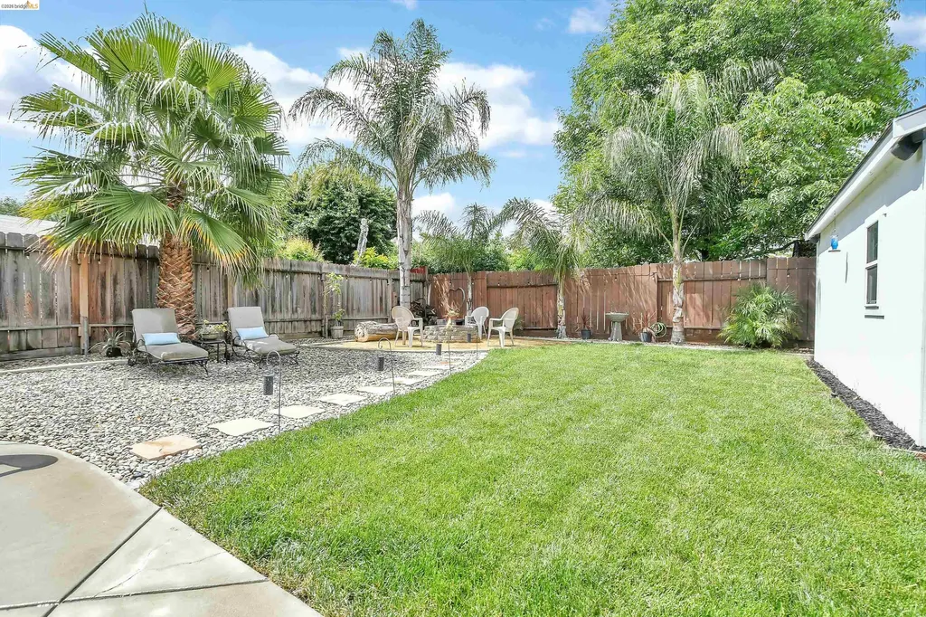 37 Beach Drive Bay Point CA 94565