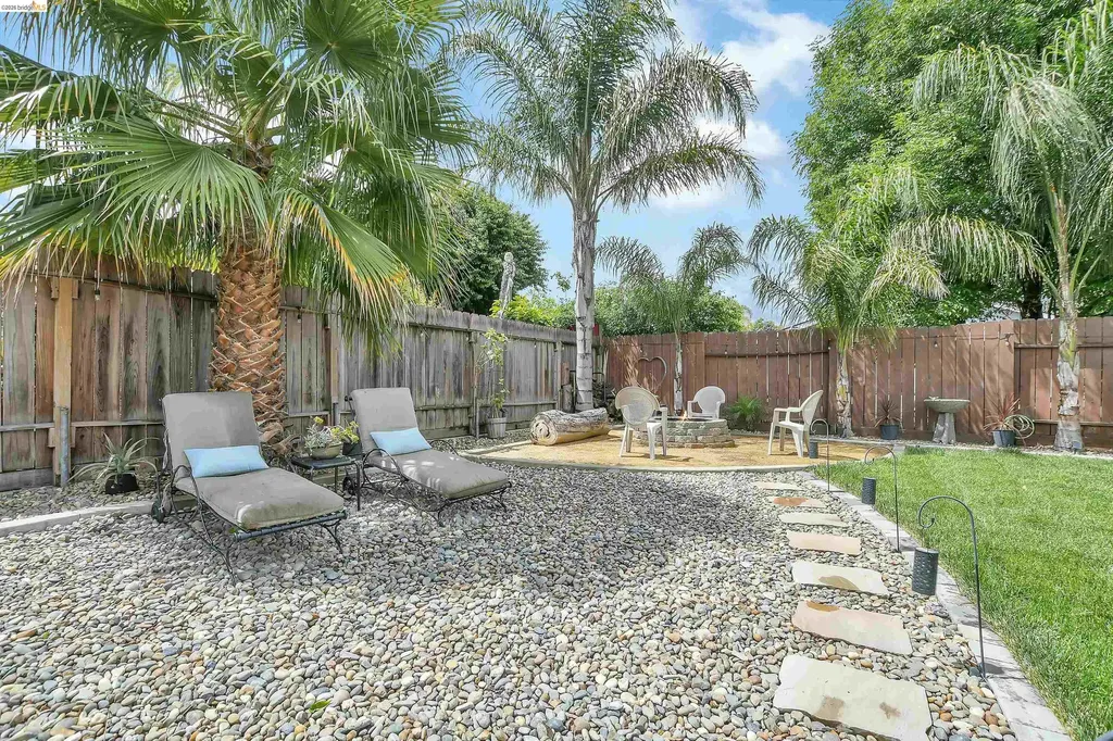 37 Beach Drive Bay Point CA 94565