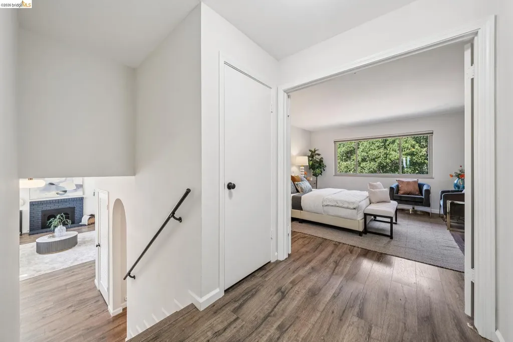 7900 Hansom Drive Oakland CA 94605
